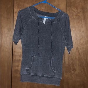 V Neck Shirt with Strings